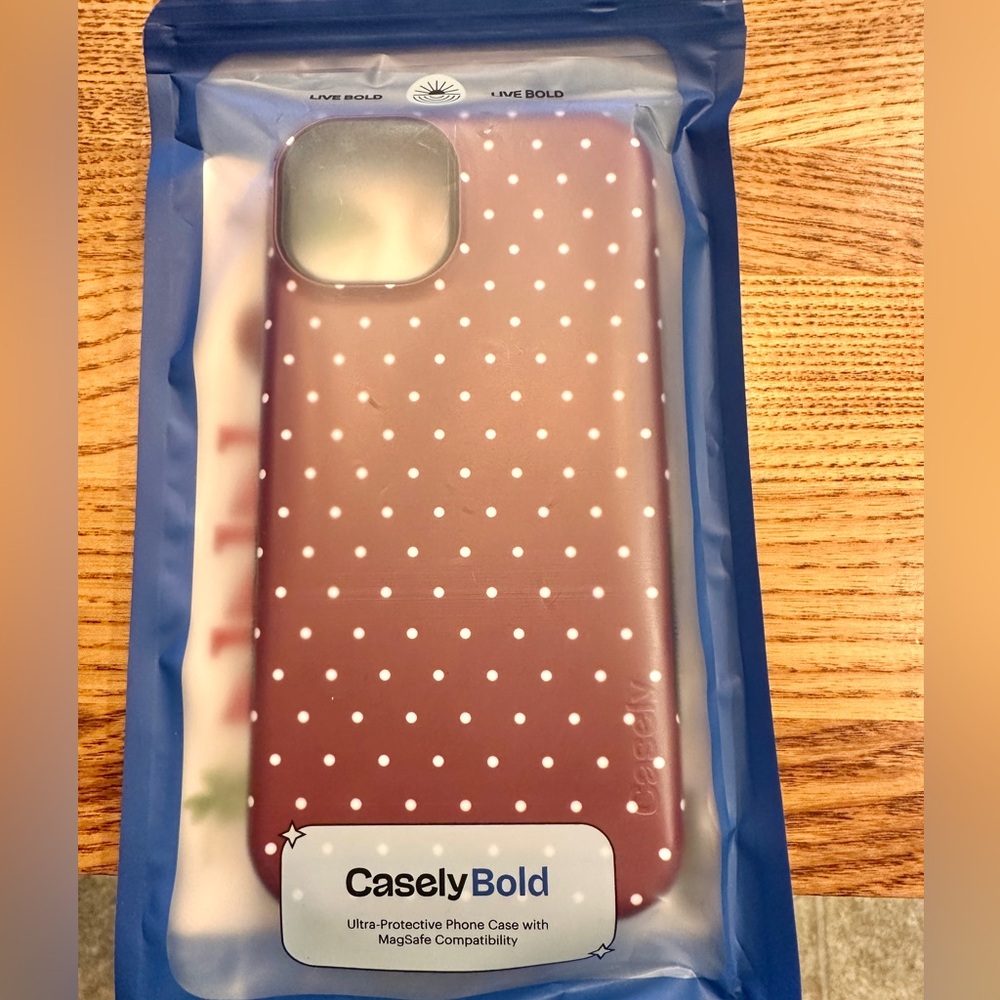 Casely Bold Maroon Polka Dot Phone Case IPhone 13